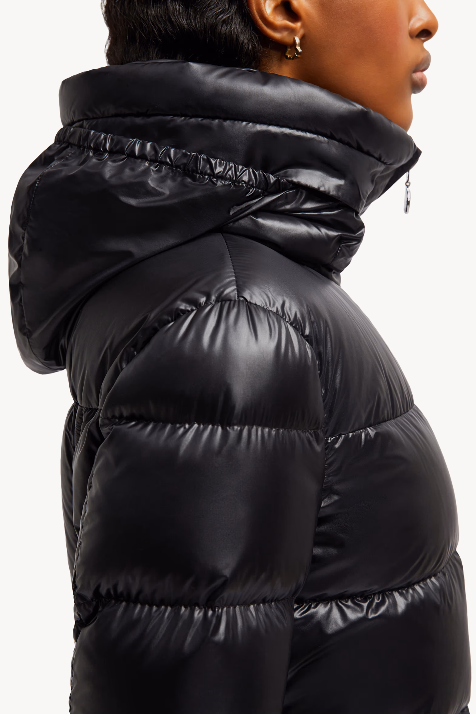 Douro Hooded Short Down Jacket Women Black Moncler 9